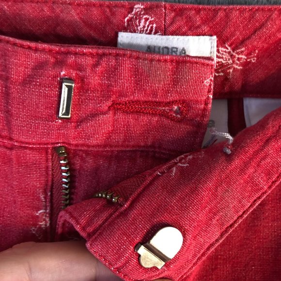 Liz Claiborne Audra Women's 12 Straight Leg Below The Knee Red Cropped Pants - Picture 4 of 17